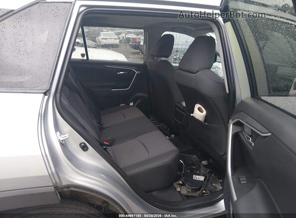 2T3P1RFV0KC025015 2019 TOYOTA LE Silver Widok naklejki z numerem VIN