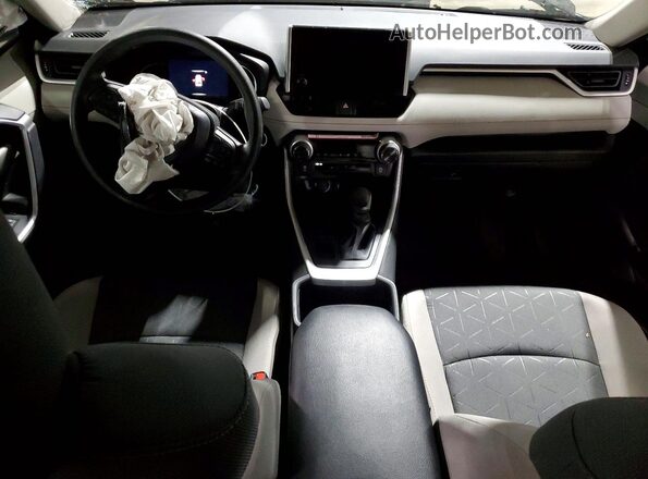 2T3P1RFV0SC580420 2025 TOYOTA LE Черный Вид панели приборов