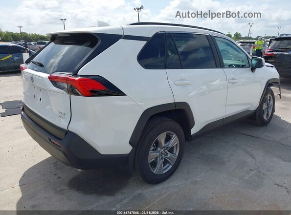2T3P1RFV0SC581115 2025 TOYOTA LE White Задня права чверть
