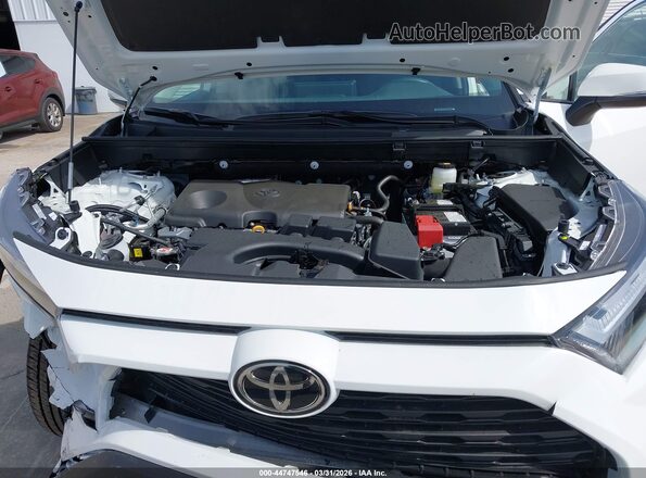 2T3P1RFV0SC581115 2025 TOYOTA LE White Вид ззаду