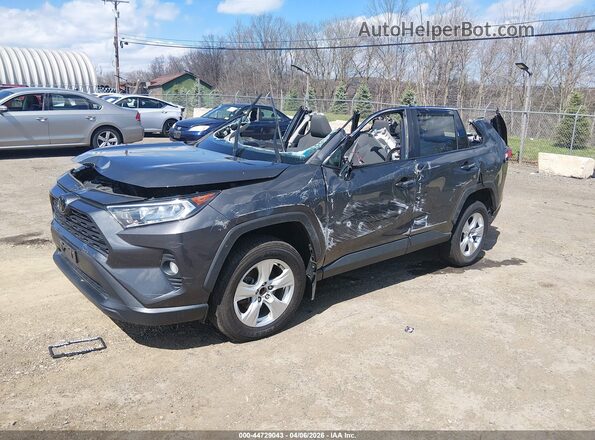2T3P1RFV1LW104189 2020 TOYOTA LE Gray Vista tres cuartos delantera izquierda