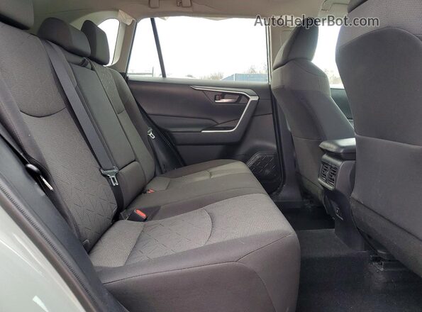 2T3P1RFV1MW167486 2021 TOYOTA LE Gray Widok wnętrza z tyłu