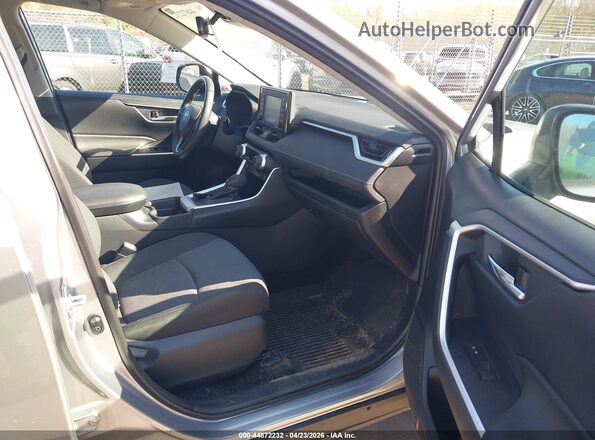 2T3P1RFV2MC171046 2021 TOYOTA LE Silver Սալոնի դիմացի տեսք