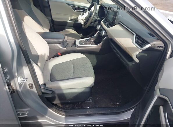 2T3P1RFV4LW098243 2020 TOYOTA LE Silver Սալոնի դիմացի տեսք