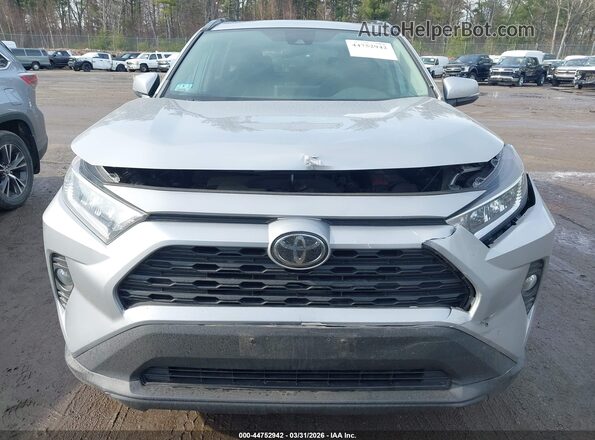 2T3P1RFV4LW098243 2020 TOYOTA LE Silver Սարքավորումների վահանակի տեսք