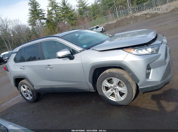 2T3P1RFV4LW098243 2020 TOYOTA LE Silver Սալոնի հետևի տեսք