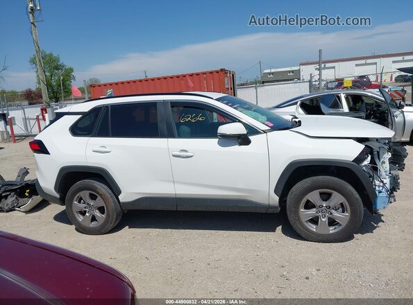 2T3P1RFV8RW485029 2024 TOYOTA LE White Սալոնի 360 աստիճան տեսք