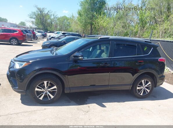 2T3RFREV7JW737076 2018 TOYOTA LE Black 