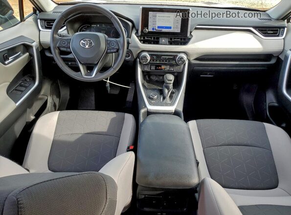 2T3RWRFV4SW267783 2025 TOYOTA LE Silver Առջևի վահանակի տեսք