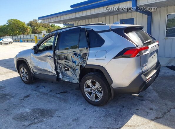 2T3W1RFV0RC295836 2024 TOYOTA LE Silver უკანა მარცხენა