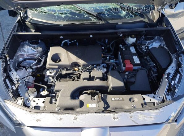2T3W1RFV0RC295836 2024 TOYOTA LE Silver ძრავის განყოფილების ხედი