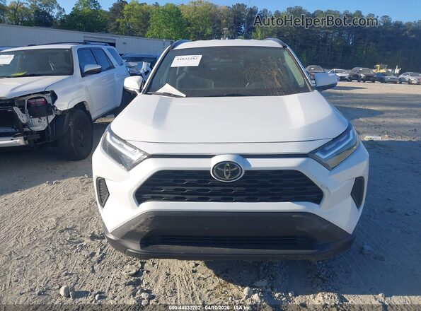 2T3W1RFV3RC287133 2024 TOYOTA LE White 