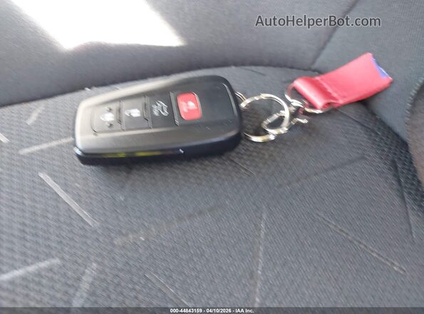 2T3W1RFV4SC359107 2025 TOYOTA LE Silver Առջևի վահանակի տեսք