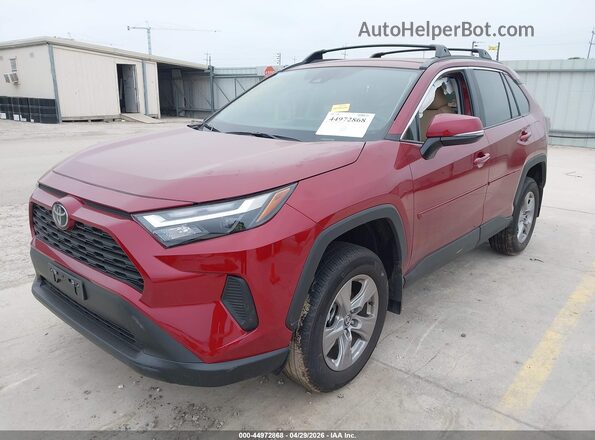 2T3W1RFV5SW435612 2025 TOYOTA LE Red წინა მარცხენა ხედი სამი მეოთხედიდან