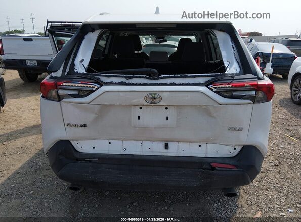 2T3W1RFV8RW355599 2024 TOYOTA LE White Vista frontal