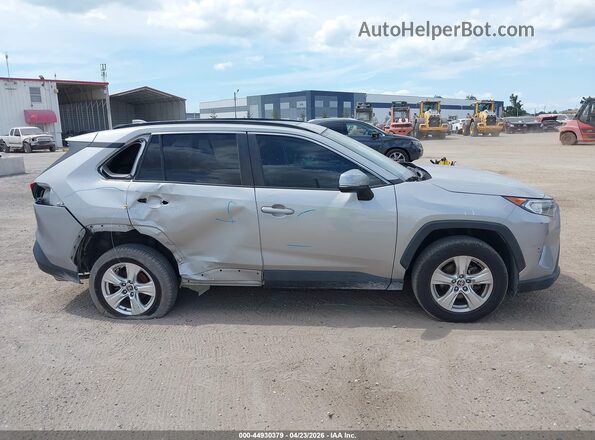 2T3W1RFVXMW169409 2021 TOYOTA LE Silver Widok wnętrza 360 stopni