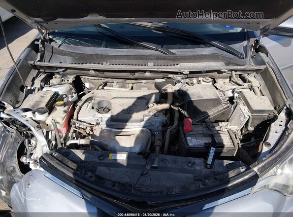 2T3WFREV6JW418075 2018 TOYOTA LE Серебряный 