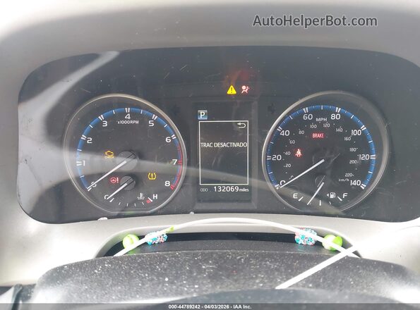 2T3ZFREVXHW343890 2017 TOYOTA LE Red Widok tylnych siedzeń
