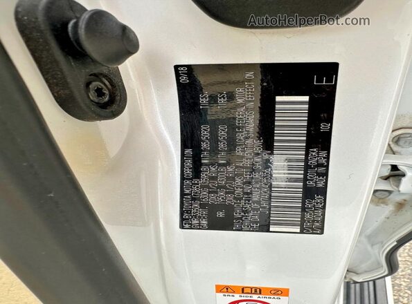 JTJHY7AX2K4285356 2019 LEXUS LX White Rear seats view