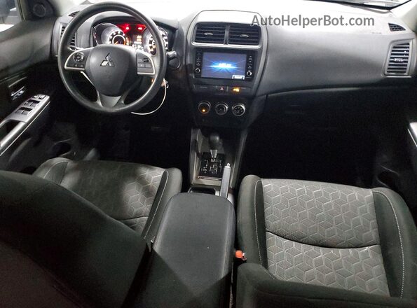 JA4APUAU3NU003137 2022 MITSUBISHI OUTLANDER Silver 