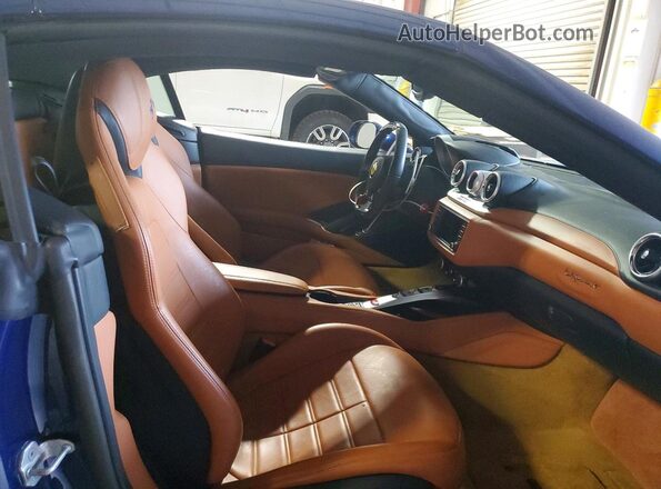 ZFF77XJA4H0226114 2017 FERRARI CALIFORNIA Синий 