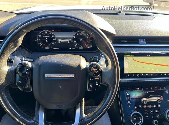SALYL2RV3JA743387 2018 LAND ROVER RANGE ROVER White Vista del salpicadero