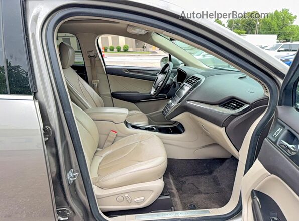 5LMCJ3D90HUL69989 2017 LINCOLN MKC Brown Vista trasera