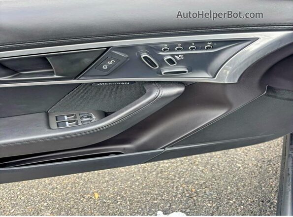 SAJDD5GX0LCK69156 2020 JAGUAR F-TYPE Black 