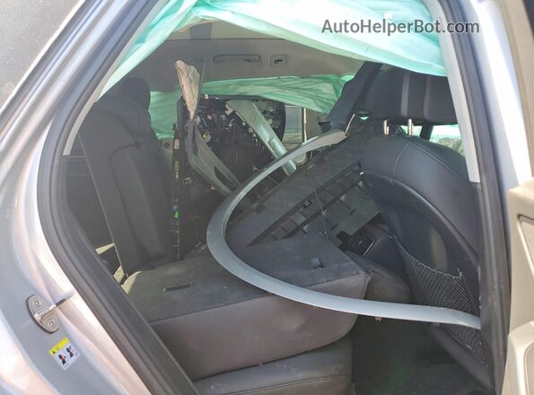 WA1BNAFY6K2096151 2019 AUDI Q5 Gray Вид задньої частини салону