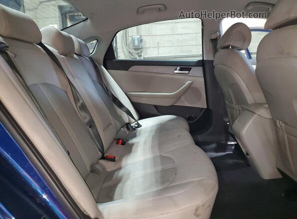 5NPE24AF2HH549238 2017 HYUNDAI SONATA Blue Սալոնի հետևի տեսք