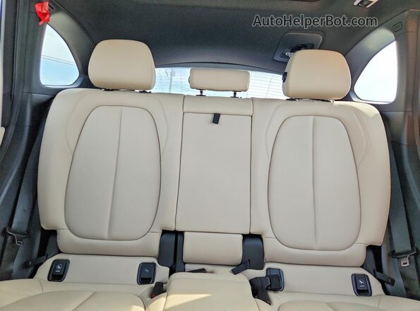 WBXJG9C02M5T03406 2021 BMW X1 Gray 