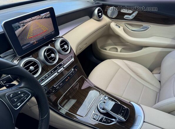 WDC0G4KB9GF011985 2016 MERCEDES-BENZ GLC-CLASS Blue VIN sticker view