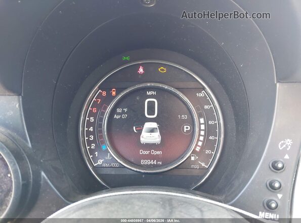 3C3CFFFH8JT471916 2018 FIAT 500 Silver Rear seats view