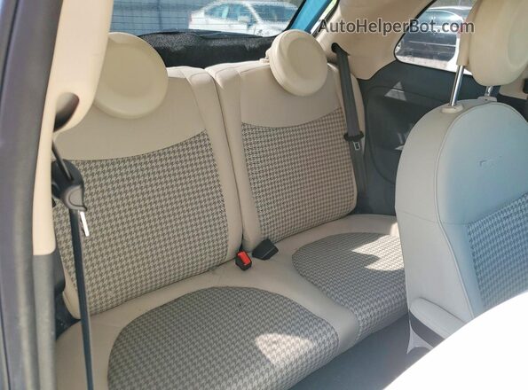 3C3CFFKR6HT697994 2017 FIAT 500 Blue Vista de los asientos traseros