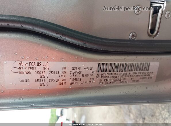 3C4NJCAB3LT102212 2020 JEEP COMPASS Silver Engine compartment view