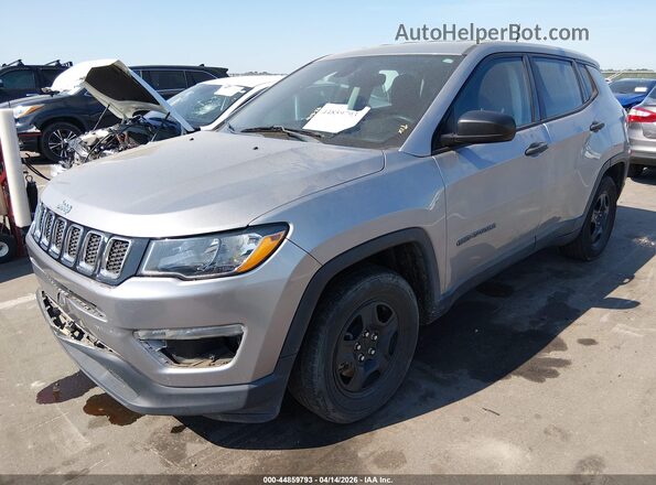 3C4NJCAB5JT330225 2018 JEEP COMPASS Gray Przód lewy