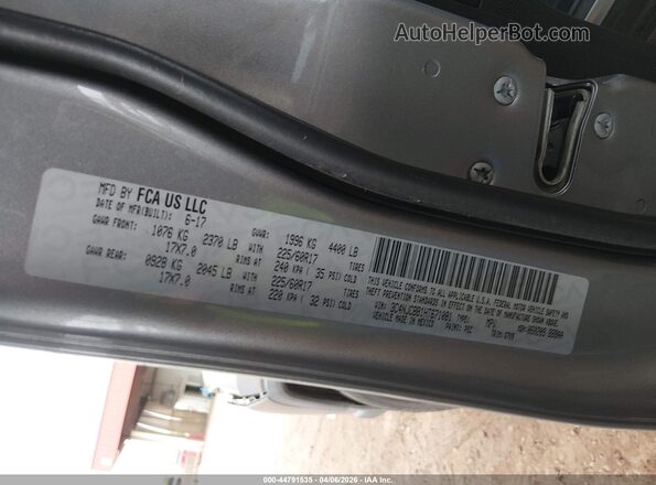 3C4NJCBB1HT671081 2017 JEEP NEW COMPASS Silver 
