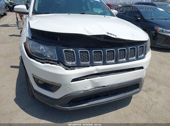 3C4NJCBB8HT632441 2017 JEEP NEW COMPASS White Widok z przodu