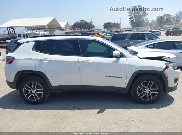 3C4NJCBB8HT632441 2017 JEEP NEW COMPASS White Widok wnętrza z tyłu