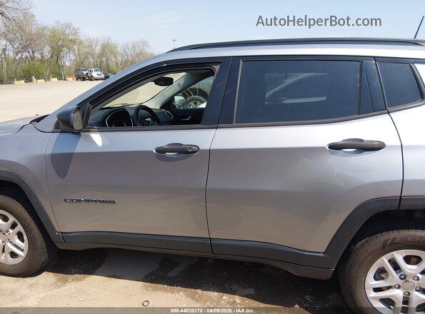 3C4NJDAB2JT100972 2018 JEEP COMPASS Silver Vista interior de 360 grados