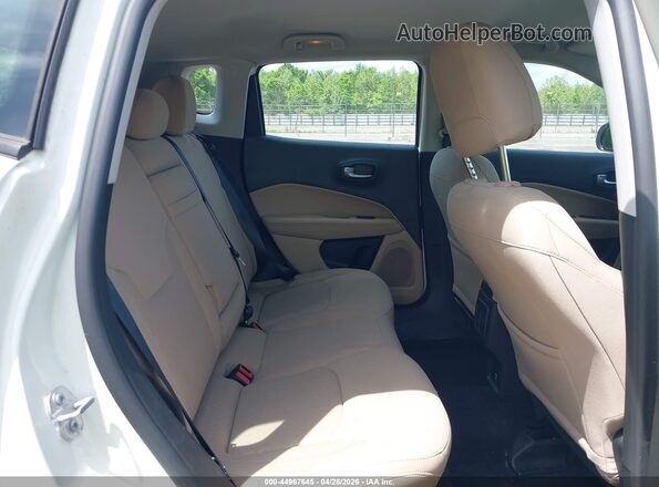 3C4NJDAB6HT667888 2017 JEEP NEW COMPASS White Widok naklejki z numerem VIN