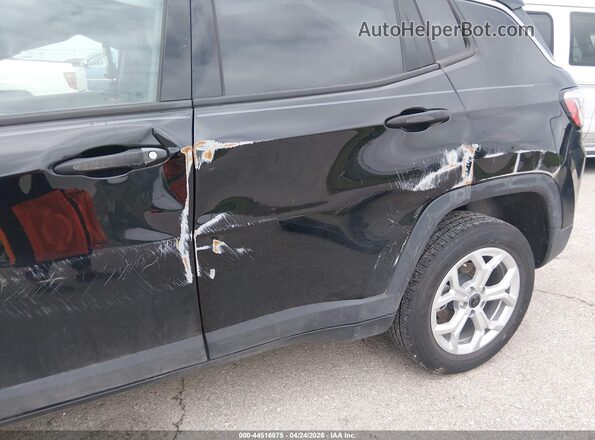 3C4NJDAN8ST502975 2025 JEEP COMPASS Black Widok zestawu wskaźników