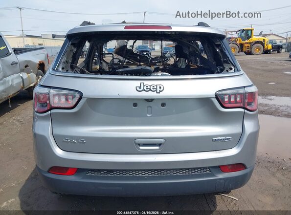 3C4NJDBB0KT850709 2019 JEEP COMPASS Серебряный 