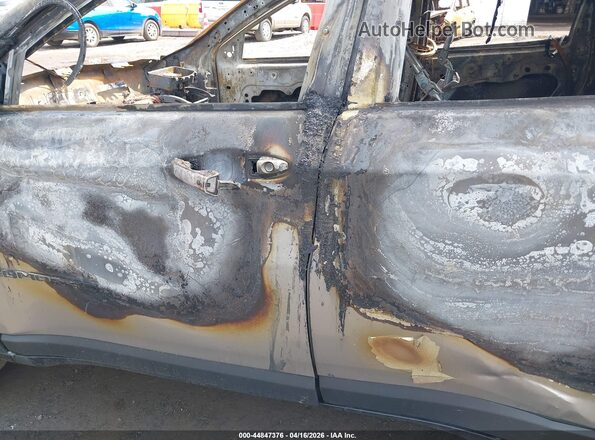 3C4NJDBB0KT850709 2019 JEEP COMPASS Серебряный Вид подкапотного пространства