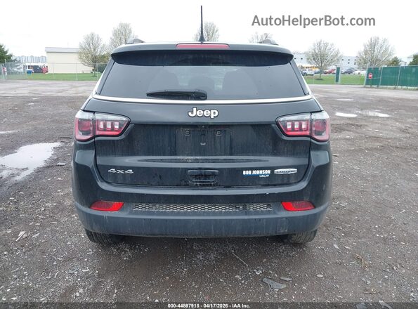 3C4NJDBB1NT208102 2022 JEEP COMPASS Black 