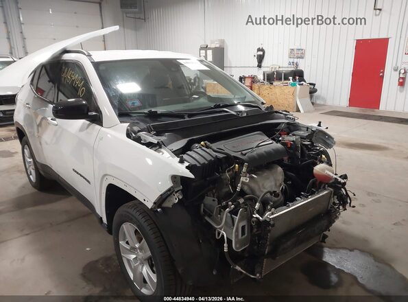 3C4NJDBB1NT217219 2022 JEEP COMPASS White 