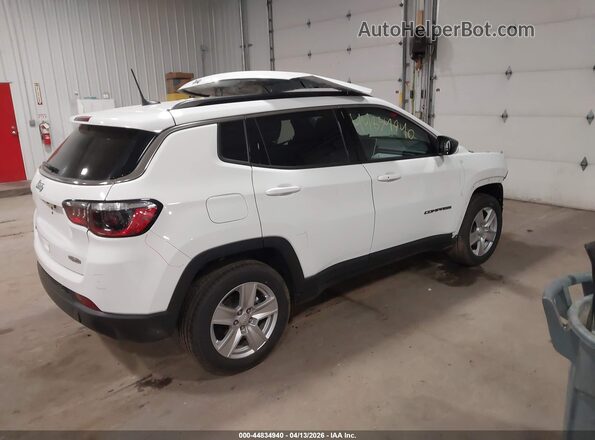 3C4NJDBB1NT217219 2022 JEEP COMPASS White 
