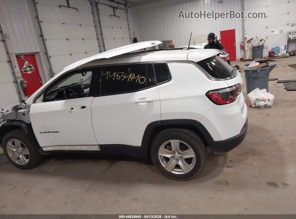 3C4NJDBB1NT217219 2022 JEEP COMPASS White 