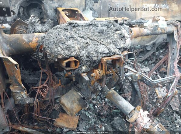3C4NJDBB4JT138749 2018 JEEP COMPASS Бежевый Вид задних сидений