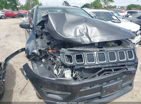 3C4NJDBB4JT235191 2018 JEEP COMPASS Gray Widok z przodu